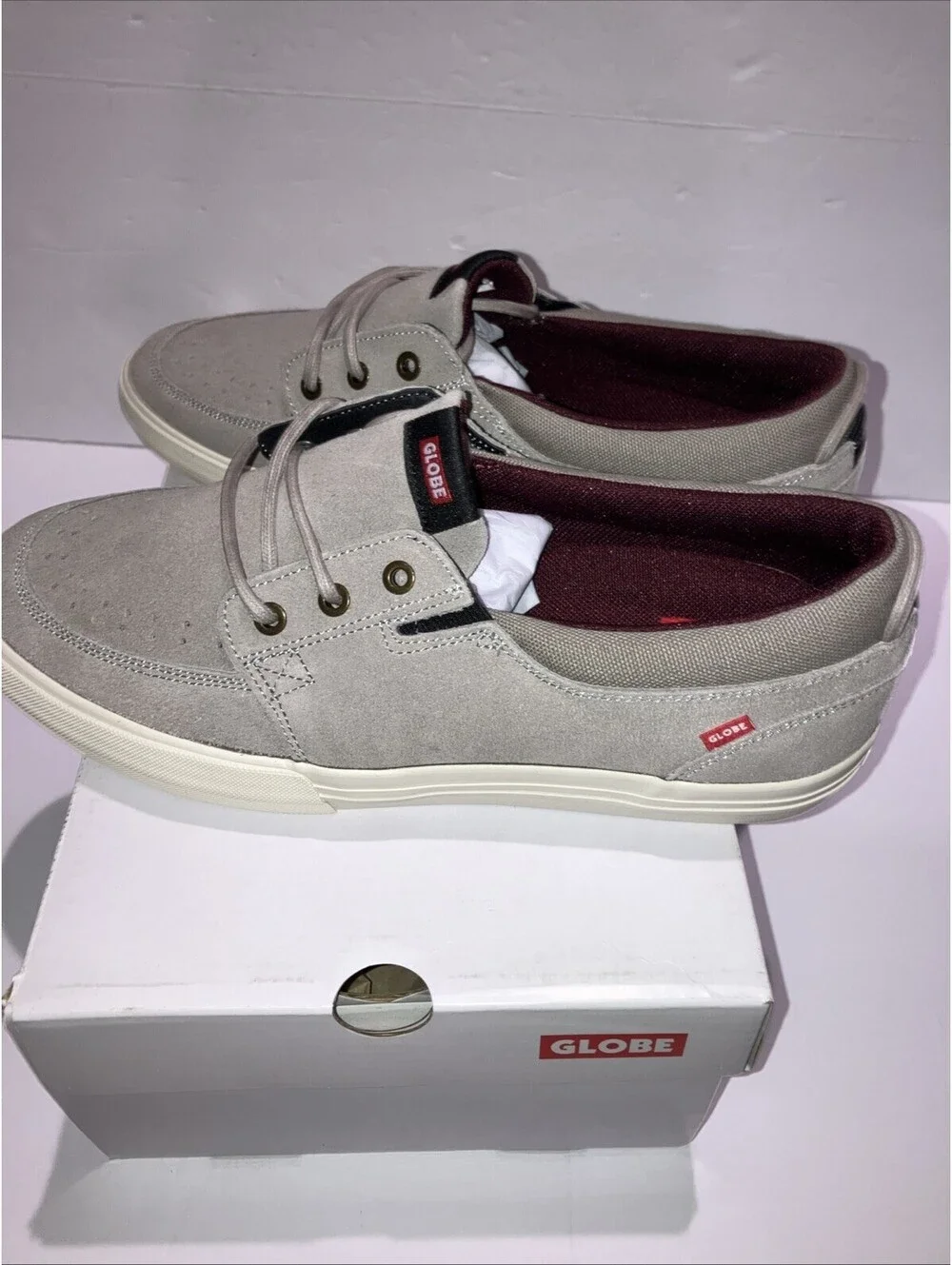 Globe Attic Skateboard Shoes  Warm Grey/ Antique Men’s Size 8 NEW